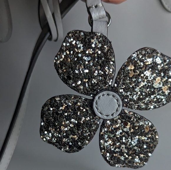 GUC Kate Spade large leather lavender tote zip top gray glitter flower charm - Picture 9 of 16